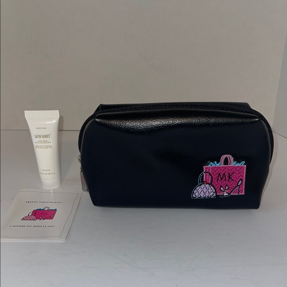 New Mary Kay Signature Black and Pink Cosmetic Bag with Satin Hands Hand Cream.